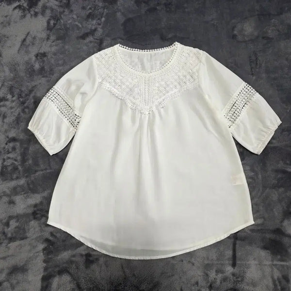 [BUNJANG] Antal Women's Embroidered Short-Sleeve Blouse Summer / (66)여성 Antal  앙탈 반팔 자수 블라우스 여름