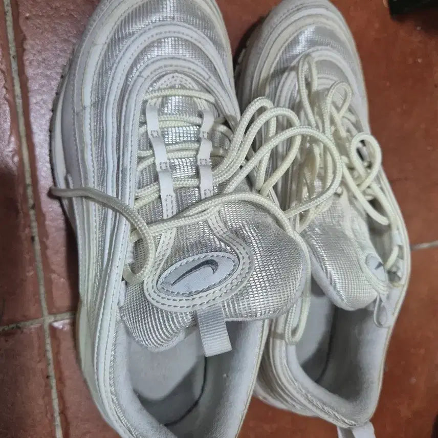 [BUNJANG] Nike Air Max 97 White Sneakers (Size 270) / 맥스97. 화이트 270