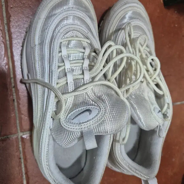 [BUNJANG] Nike Air Max 97 White Sneakers (Size 270) / 맥스97. 화이트 270