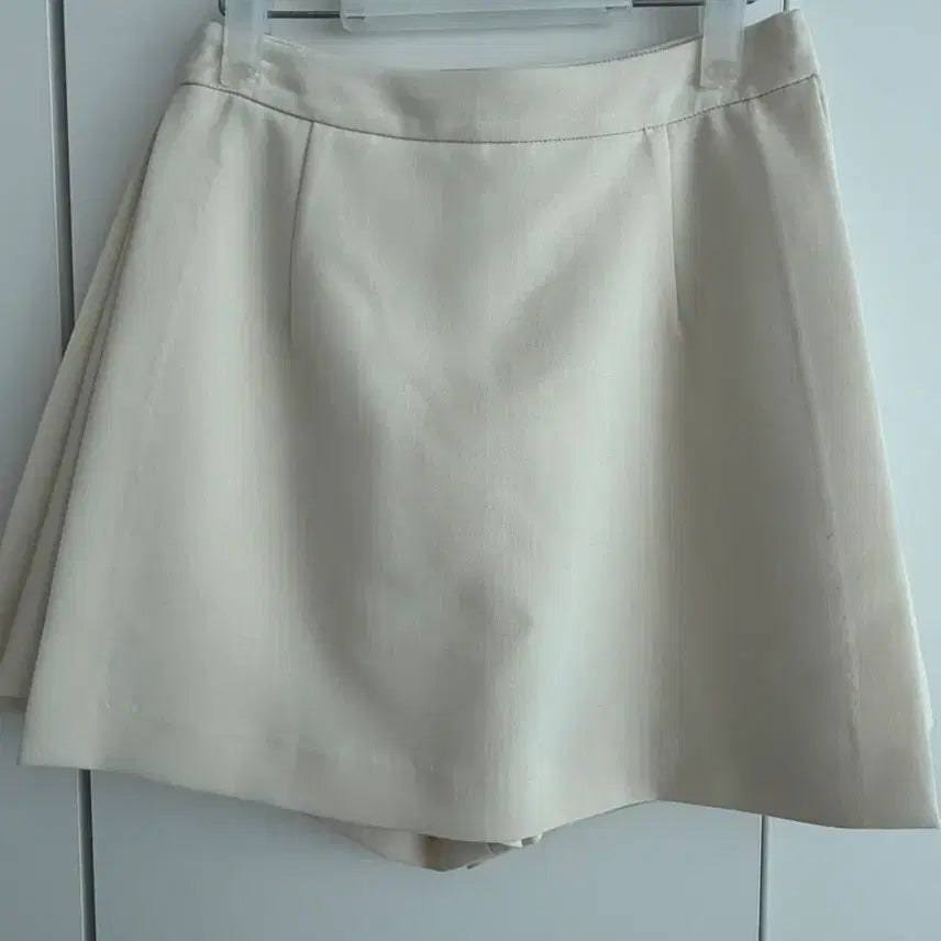 [BUNJANG] H&SH Ivory Skirt Pants (Size S) / 허앤쉬 아이보리 치마바지