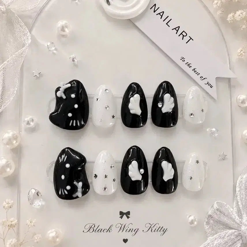 [BUNJANG] Handmade Nail Tips with Black Hello Kitty, Wings, and Cubic Embellishments / 블랙 헬로키티 윙 별 큐빅 수제네일팁