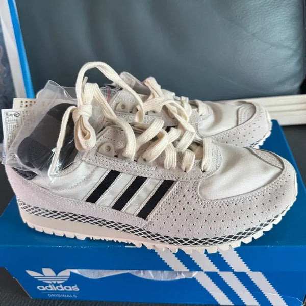 [BUNJANG] Adidas City Marathon Shoes Size 255 / 아디다스 시티마라톤 새제품 255 사이즈 판매합니다