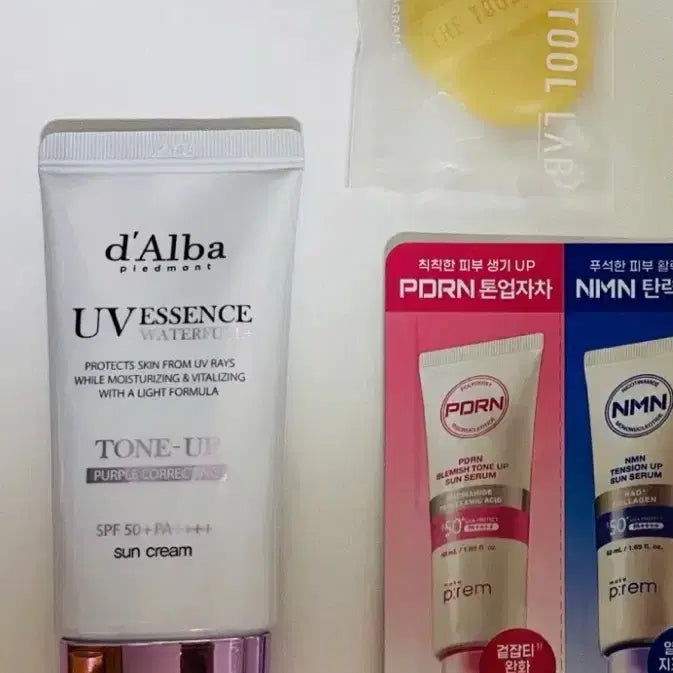 [BUNJANG] D'Alba Waterful Tone-Up Sun Cream (Purple) + Cleansing Soap + Sun Serum Kit (New) / 새상품) 달바 워터풀 톤업 선크림(퍼플) + 클렌징 솝 + 선세럼키트