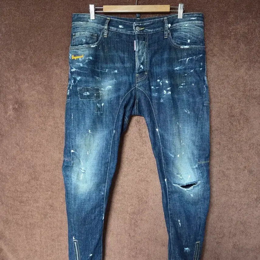 [BUNJANG] DSquared2 Distressed & Painted Detail Jeans (Size 52/36-37) / 디스퀘어드2 청바지 52(36~37)