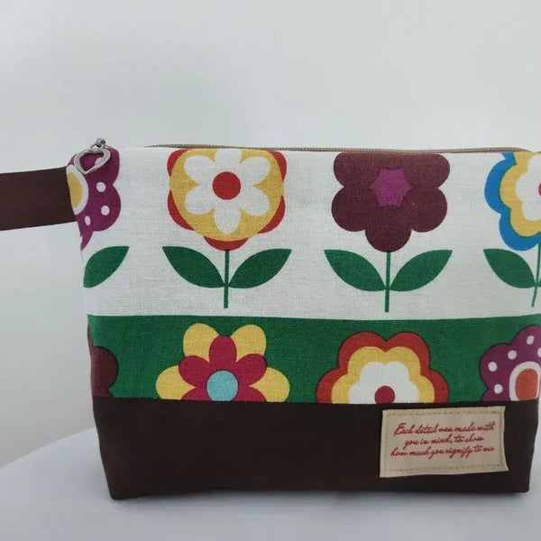 [BUNJANG] Flower Pattern Pouch - Brown / 플라워 패턴 파우치 브라운