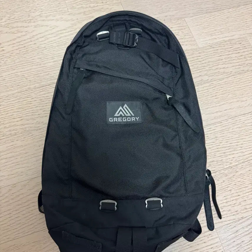 [BUNJANG] Gregory Daypack Black Ballistic Backpack / 그레고리 데이팩 블랙 발리스틱