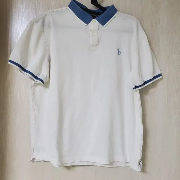 [BUNJANG] Hazzys White Collar T-Shirt / 헤지스 화이트 카라티
