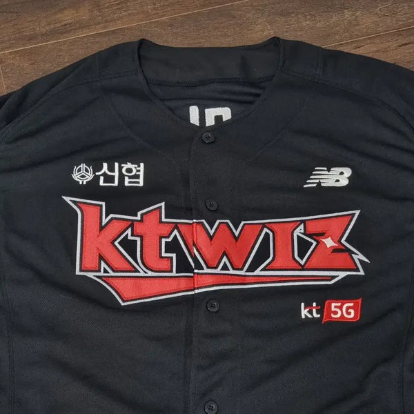 [BUNJANG] KT Wiz 2021 Player-Worn Kim Min-su Jersey (Size 115) / KT 위즈 21 시즌 선수실착 유니폼 115 김민수