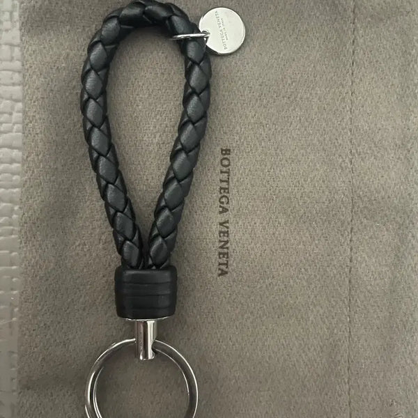 [BUNJANG] Bottega Veneta Logo Tag Keyring Black / 보테가베네타 로고태그 키링 블랙