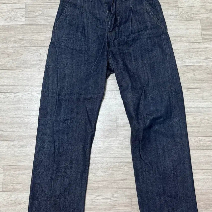 [BUNJANG] Bislow Comfy One Tuck Selvage Denim Pants / 비슬로우 데님 생지 팬츠 COMFY ONE TUCK SELVAGE DEN