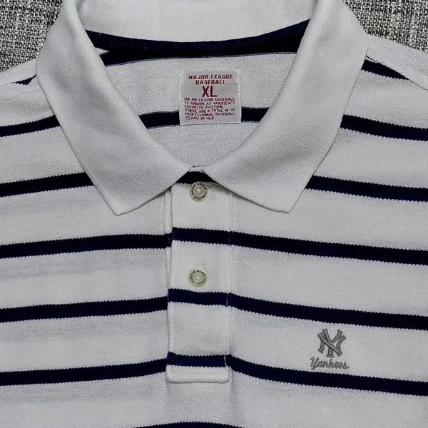 [BUNJANG] Uniqlo x MLB New York Yankees Striped Polo Shirt / [L] 유니클로 x MLB 뉴욕 양키스 스트라이프 카라티 피케 셔츠