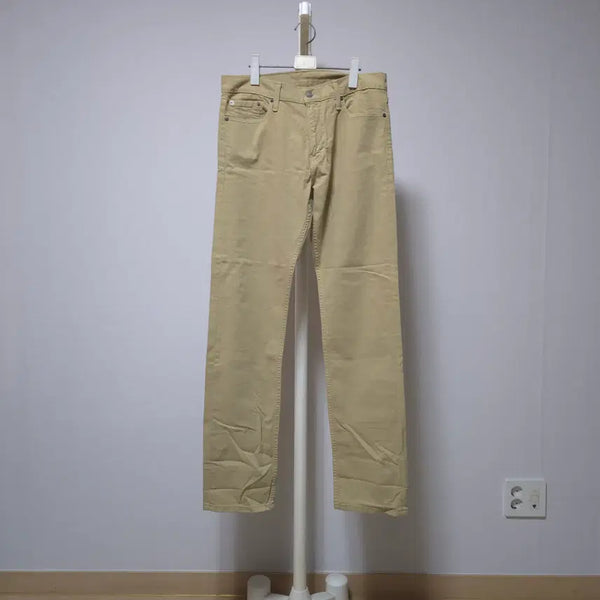 [BUNJANG] Levi's 504 Regular Fit Beige Trousers W82L86 / (32) Levi's 리바이스504 W82L86 레귤러핏 베이지 (새옷)