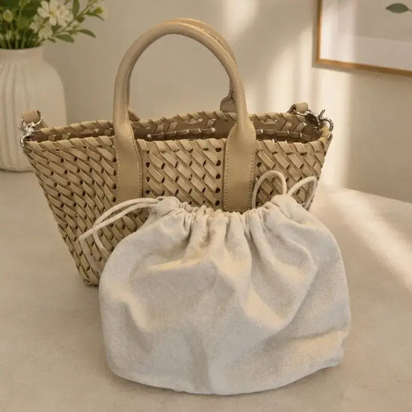 [BUNJANG] Beige Cable Knit Tote Bag / Crossbody Bag with Interior Pouch / 거의 새상품! 베이지 꼬임 토트백/크로스백 (내부 파우치 포함)