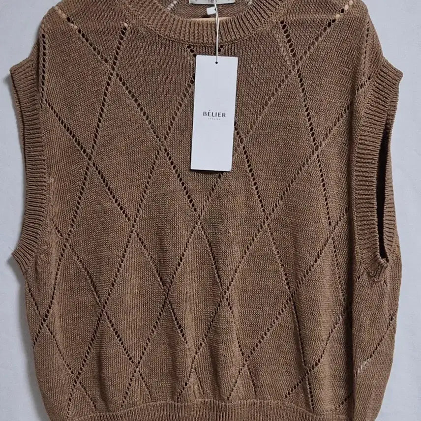[BUNJANG] Vellie Brown Linen Blend 90% Perforated Knit Vest / 새상품) 오버핏 95) 벨리에 브라운 린넨90% 펀칭 니트 베스트