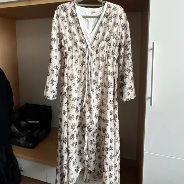 [BUNJANG] Floral Long Dress + White Embroidery Wrap Dress Set / 꽃무늬 롱 원피스 + 화이트 자수 랩 원피스 세트