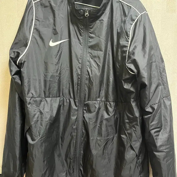 [BUNJANG] Nike Black Windbreaker Jacket / 나이키 바람막이 검정색