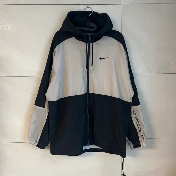 [BUNJANG] Nike Athletics Windrunner Woven Jacket / [XL] 나이키 애슬레틱스 윈드러너 우븐 바람막이