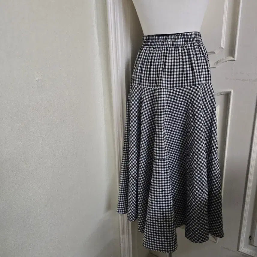 [BUNJANG] ab.plus Check Flared Skirt / ab.plus 고방 체크 스커트