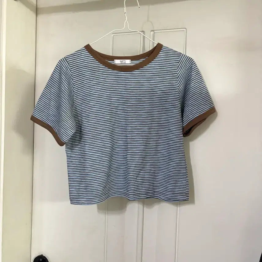 [BUNJANG] Brown & Blue Striped Cropped T-Shirt / 브라운 소라 줄무늬 크롭티