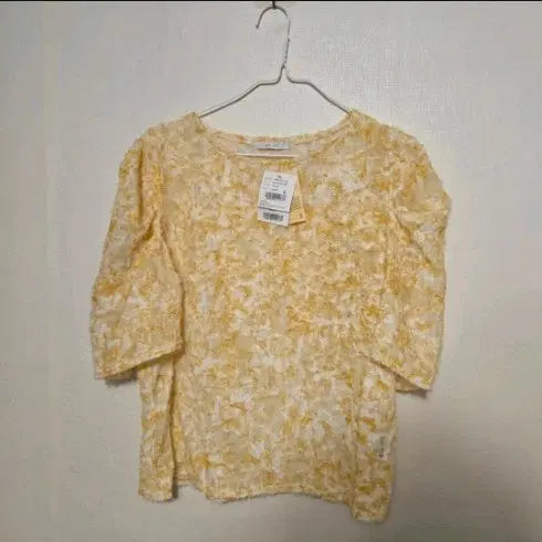 [BUNJANG] VAN AKE See-through Balloon Blouse Yellow Puff Sleeve Short Sleeve / 반에이크 VAN AKE 시스루 벌룬 블라우스 옐로우 어깨퍼프 반팔 새상품