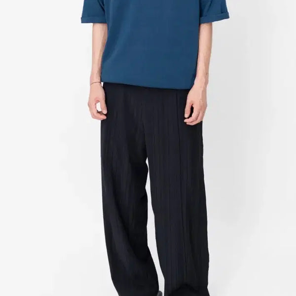 [BUNJANG] Politeuro Round 1/2 Knit Blue / (3)폴리테루 라운드 1/2 니트 블루