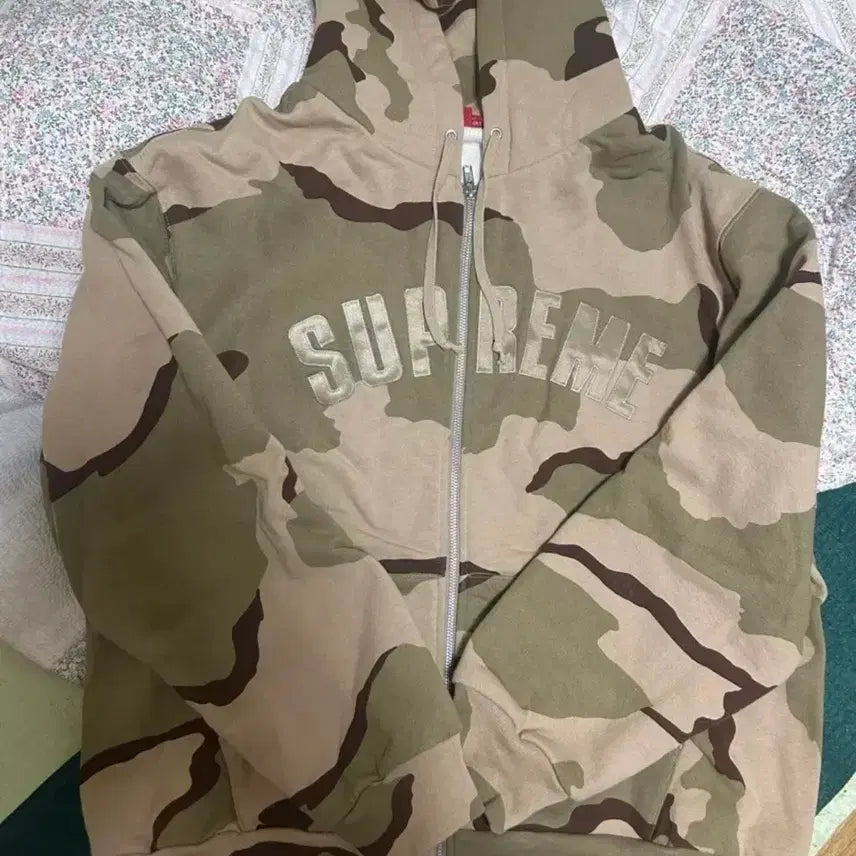 [BUNJANG] Supreme Arc Thermal Hooded Sweatshirt Desert Camo L / 슈프림 아크 써멀 후드집업 데저트 카모 L