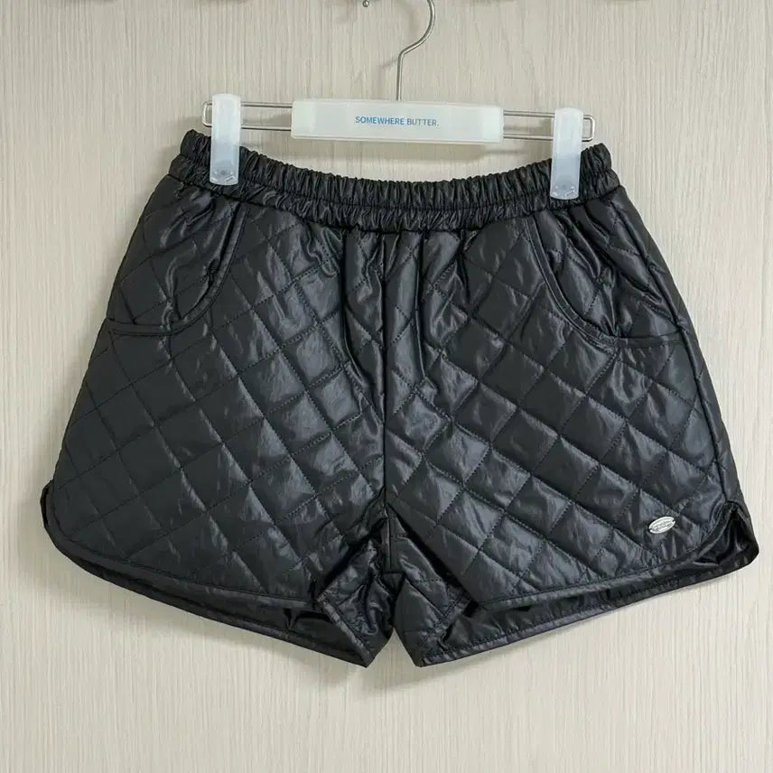 [BUNJANG] Somewhere Better Quilting Short Pants Padded Shorts / (새상품) 썸웨어버터 퀼팅 숏팬츠 패딩반바지