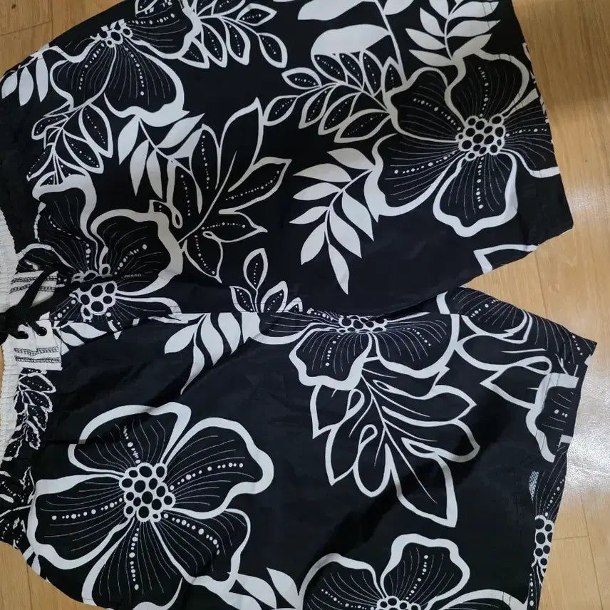 [BUNJANG] Arena Swim Trunks Size 105 / 아레나 수영복  남자비치 반바지 105 사이즈