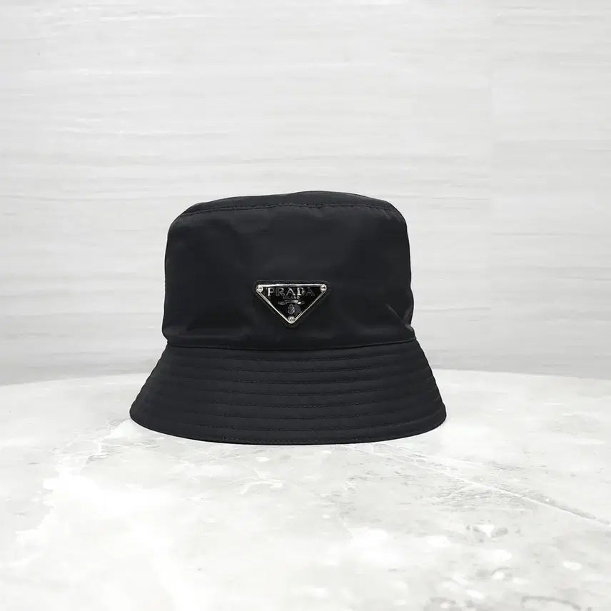[BUNJANG] Prada Triangular Logo Nylon Bucket Hat - Size S (1HC137) / 프라다 삼각로고 나일론 버킷햇 S 1HC137
