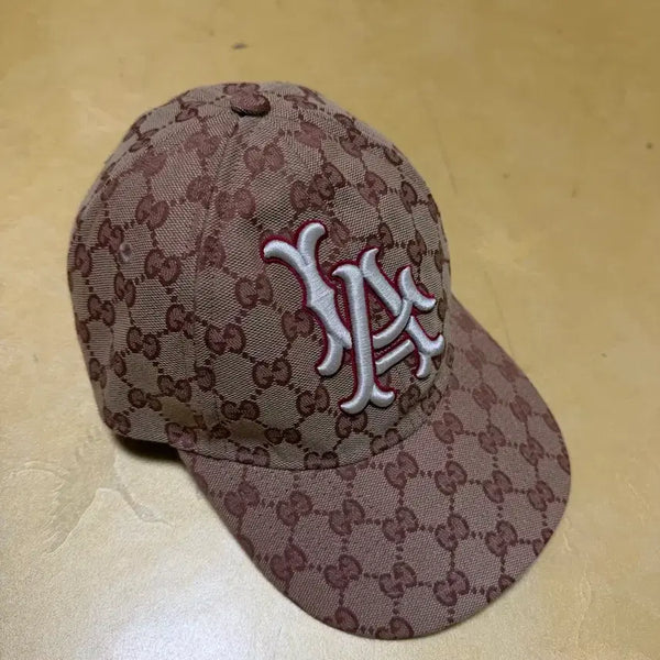 [BUNJANG] Gucci x MLB LA Collaboration Canvas Baseball Cap / 새상품 GUCCI 구찌 x MLB LA 콜라보 캔버스 볼캡 야구모자