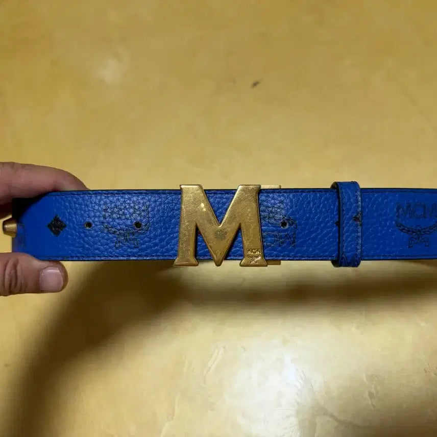[BUNJANG] MCM Gold Logo Blue Studded Women's Belt / MCM 벨트 금장 로고 블루 스터드 여성 벨트