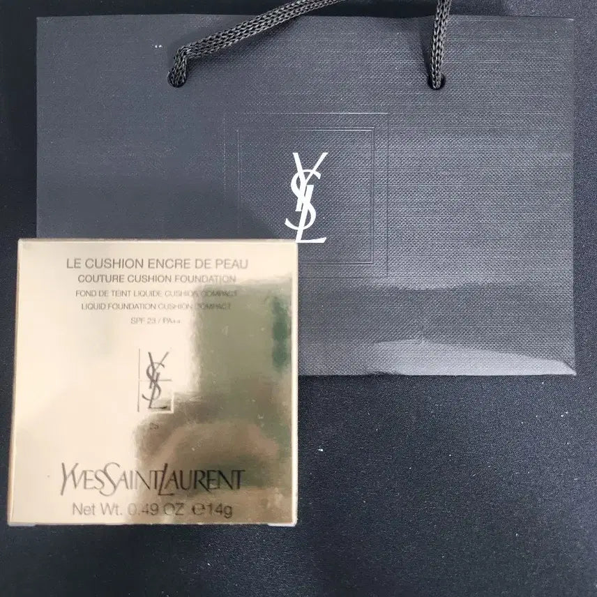 [BUNJANG] Yves Saint Laurent Le Cushion Encre de Peau Couture Cushion Foundation 14g Shade 25 / 입생로랑 르 쿠션 엉크르 드 뽀 꾸뛰르 쿠션 파운데이션 14g 25호