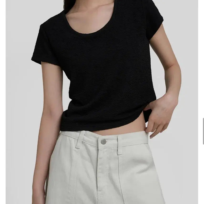 [BUNJANG] Poneck Black Textured Short Sleeve T-Shirt / 포네크 블랙 텍스처 반팔 티셔츠