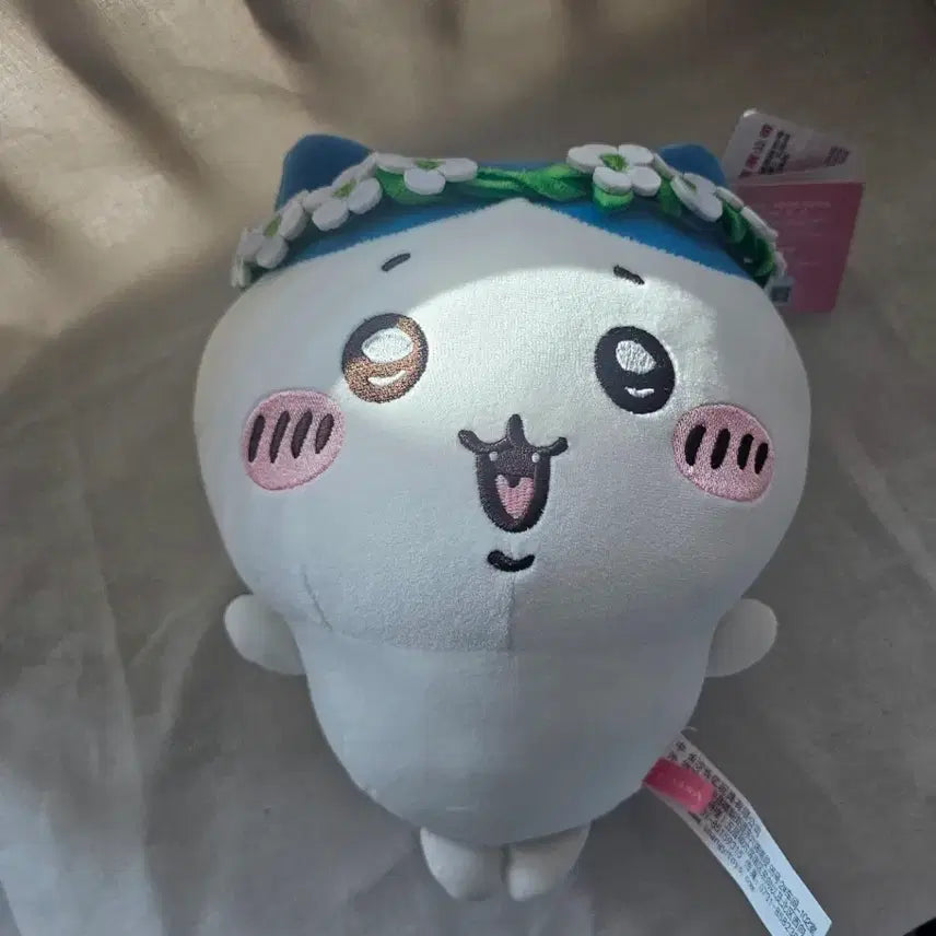 [BUNJANG] Chiikawa Hachiware Flower Crown Plush / [택부착신상품]먼작귀(치이카와) 캐릭터 '하치와레' 인형