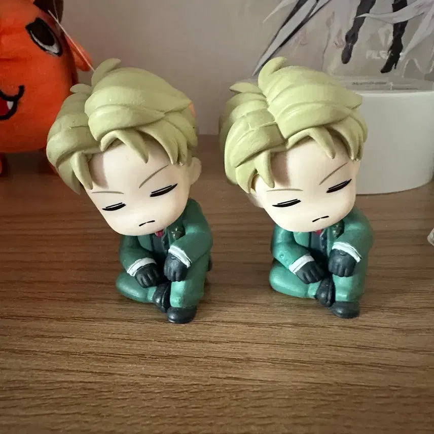 [BUNJANG] Spy x Family Loid Forger Figure Bundle Set / 스파이 패밀리 로이드 포저 피규어 2개 일괄