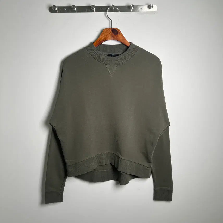 [BUNJANG] COS Khaki Cropped Sweatshirt S / COS 코스 카키 크롭 맨투맨 S