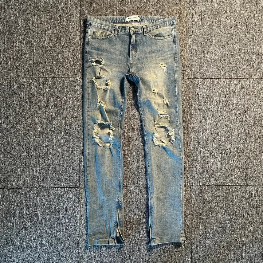 [BUNJANG] Andersson Bell Side Zip Distressed Denim Pants / 앤더슨벨 사이드집업 데미지 데님 팬츠