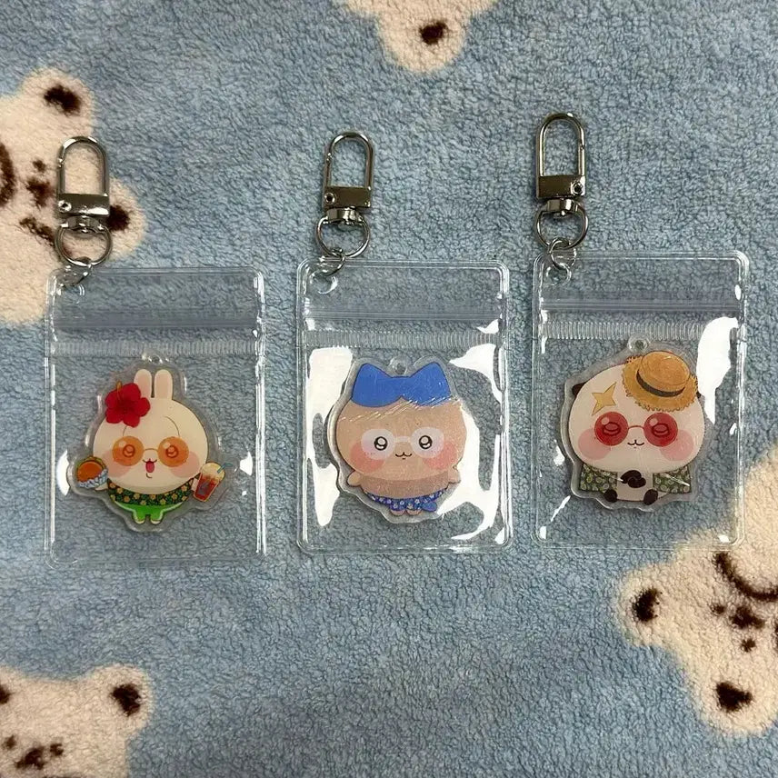 [BUNJANG] Chiikawa Tanning Character Acrylic Keychain / 치이카와 태닝 캐릭터 아크릴 키링
