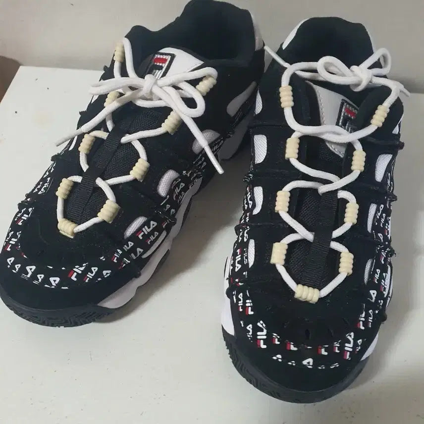 [BUNJANG] FILA Barricade XT 97 Taffeta Men's Sneakers Shoes / 260추천/휠라 바리케이드엑스티 97 테이피테잎 남성 운동화 신발