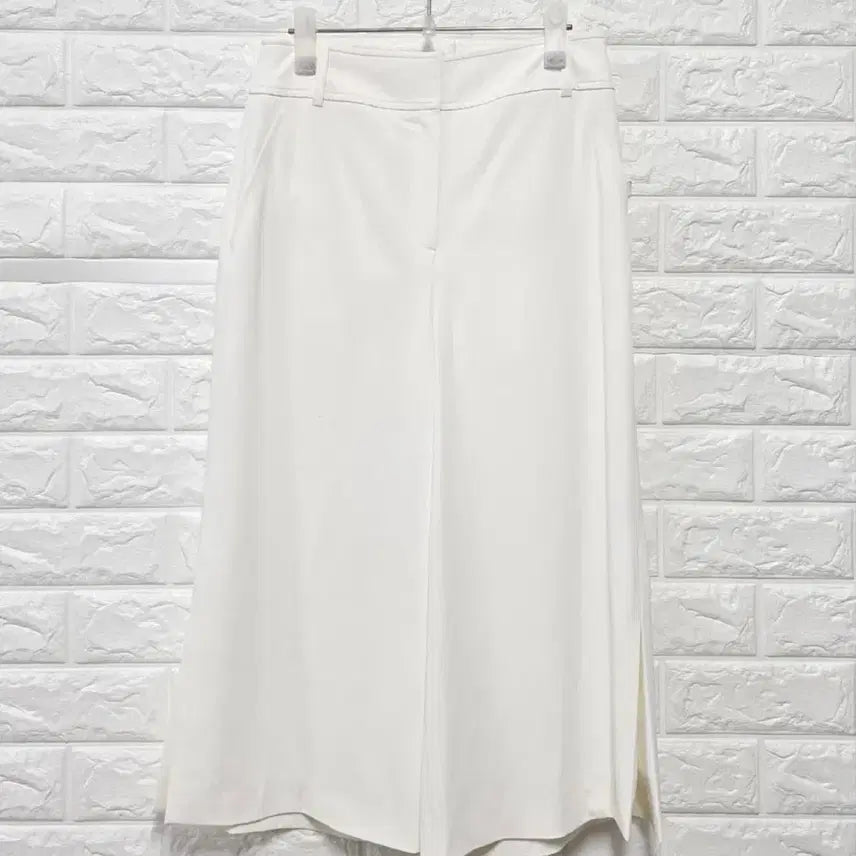 [BUNJANG] MOJO.S.PINE NEW YORK White Wide Culotte Pants / 모조에스핀 뉴욕 흰색 와이드 슬랙스