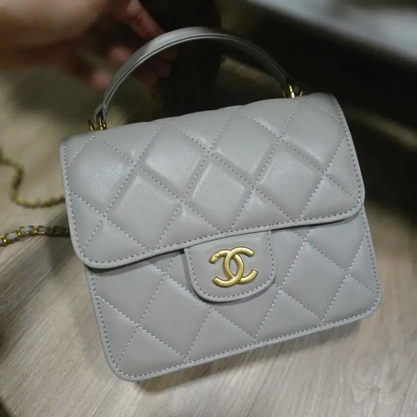[BUNJANG] Light Grey Quilted Mini Top Handle Chain Bag / 라이트그레이 탑핸들 미니백