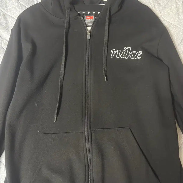 [BUNJANG] Nike Embroidered Zip-Up Hoodie / 나이키 후드집업