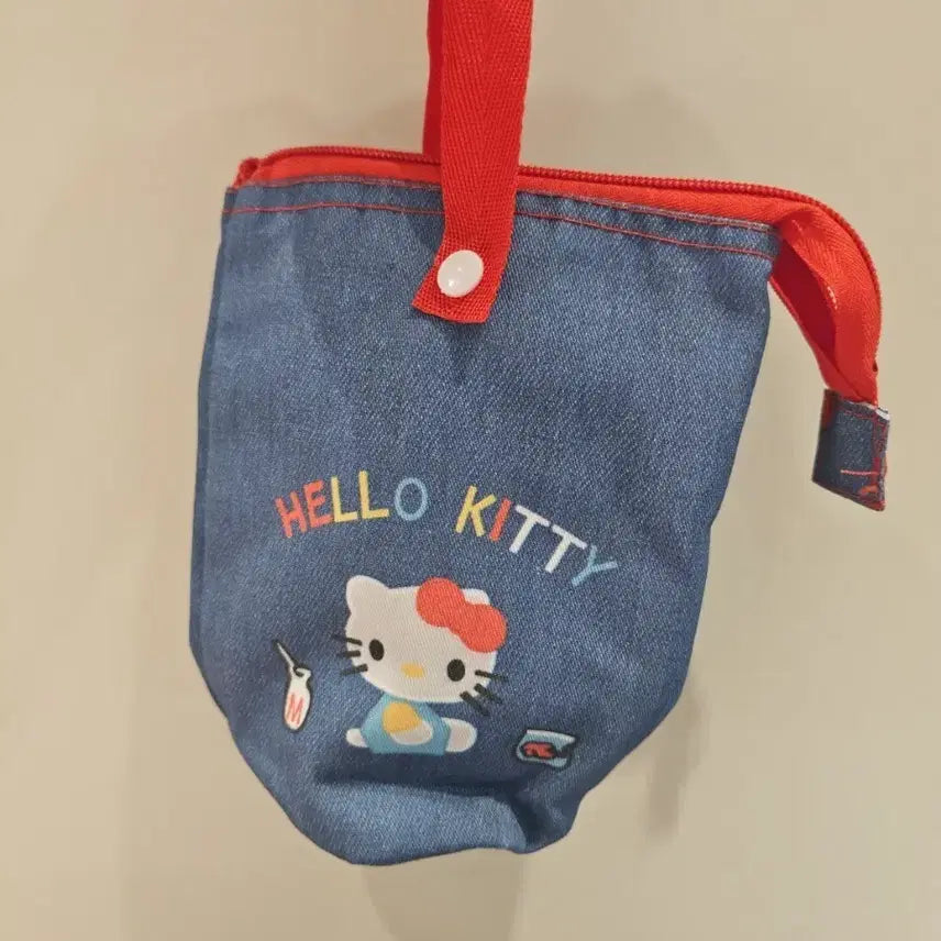 [BUNJANG] Hello Kitty Denim Pouch / 헬로키티 데님 파우치