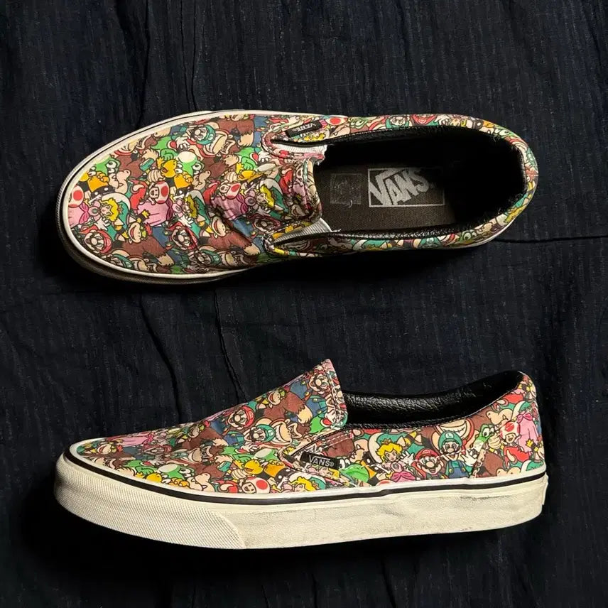 [BUNJANG] Vans x Nintendo Classic Slip-On Super Mario Bros / 반스 x 닌텐도 클래식 슬립온 슈퍼 마리오 브로스 US9