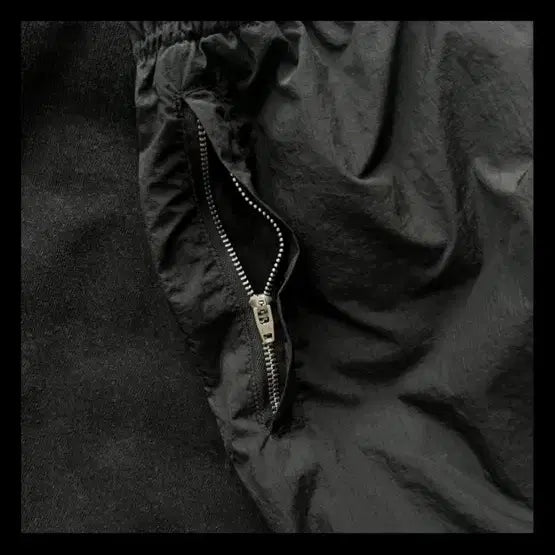[BUNJANG] Ournour Track Pants L / 오운아워 트랙팬츠 L 사이즈 팝니당