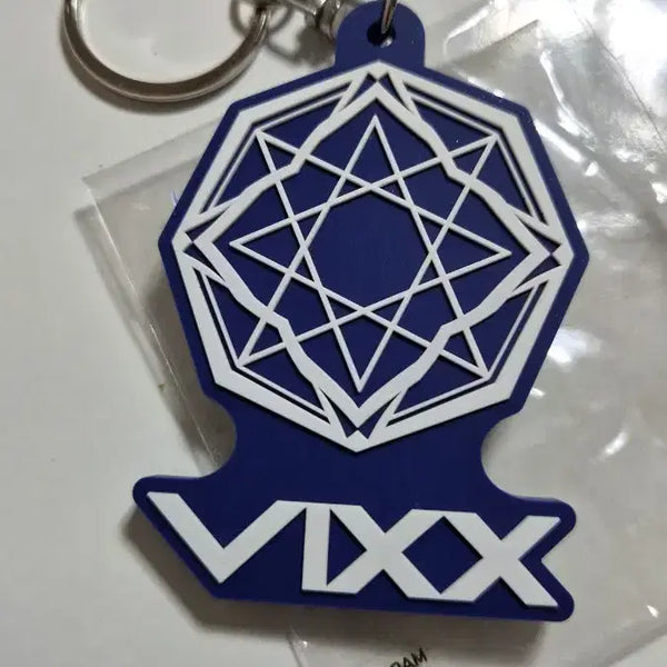 [BUNJANG] VIXX 2016 Yokohama Live Tour Keychain / 빅스  2016 요코하마 라이브투어 키링