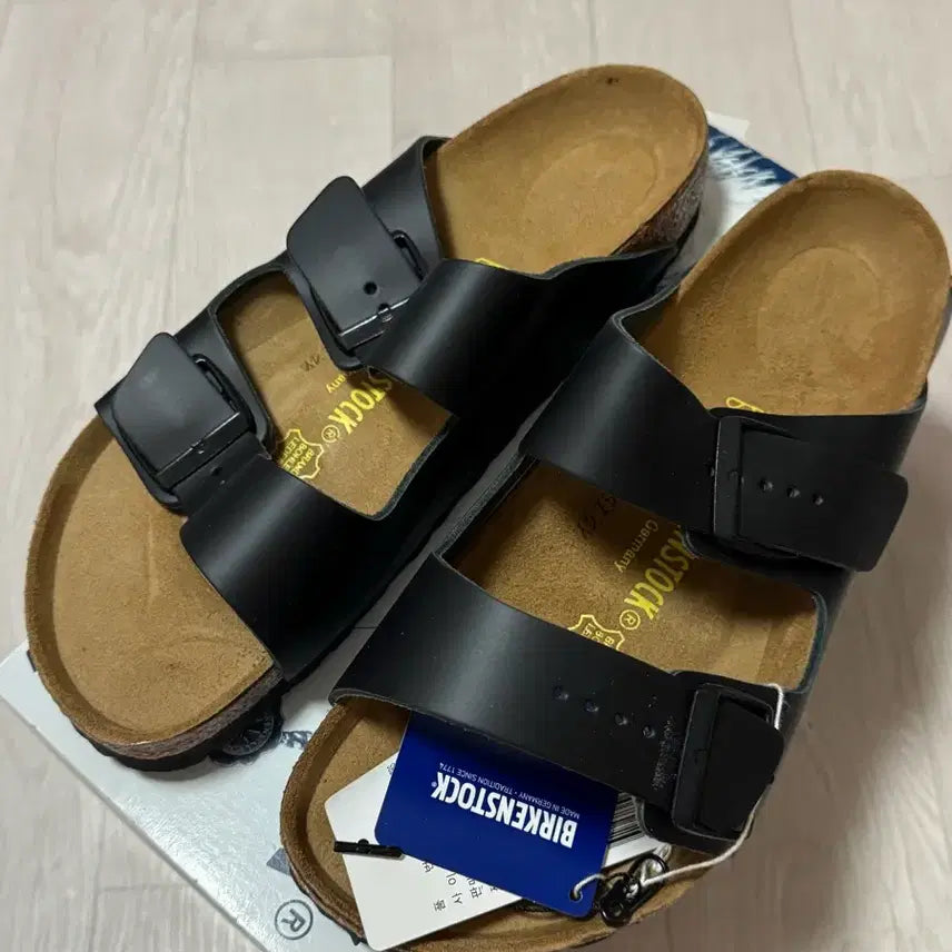 [BUNJANG] Birkenstock Arizona Leather Sandals Black / 버켄스탁 애리조나 레더 샌들 블랙