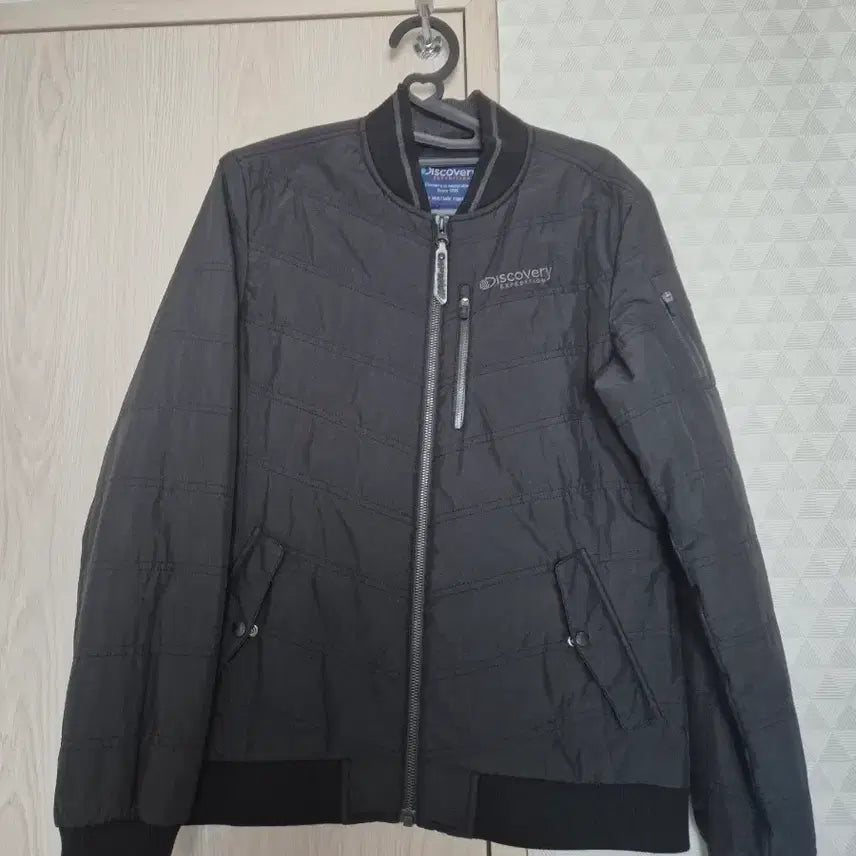 [BUNJANG] Discovery Expedition Lightweight Padded Jumper Black / 디스커버리 익스페디션 경량 패딩 점퍼 블랙 95