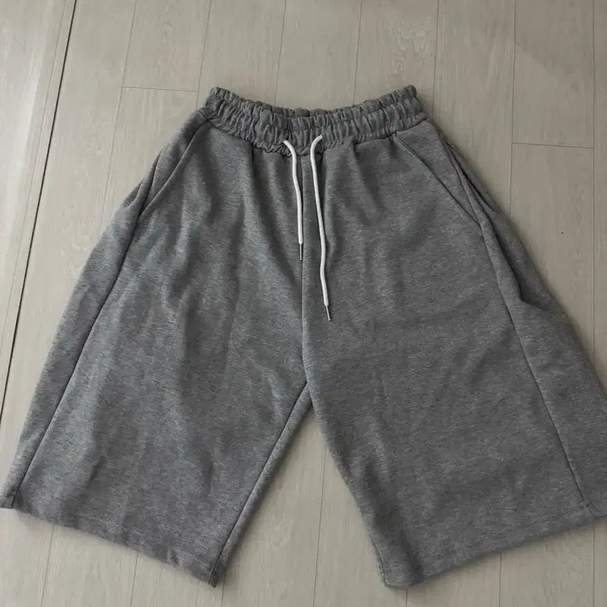 [BUNJANG] Bermuda Shorts / 버뮤다 바지