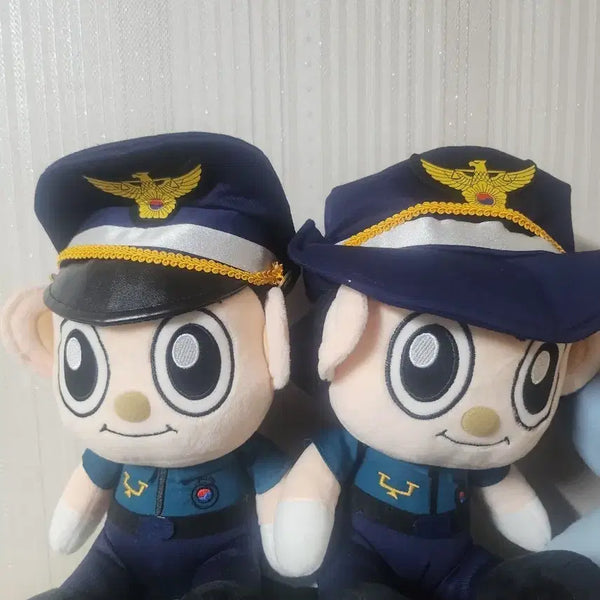 [BUNJANG] Police Officer Doll Set of 2 / 경찰 인형 2개 세트